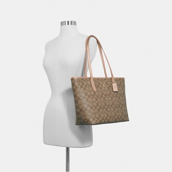 Coach Handbags - Coach Bag